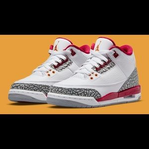 Grade school Jordan - SIZE 7 fits women’s 8.5 BRAND NEW